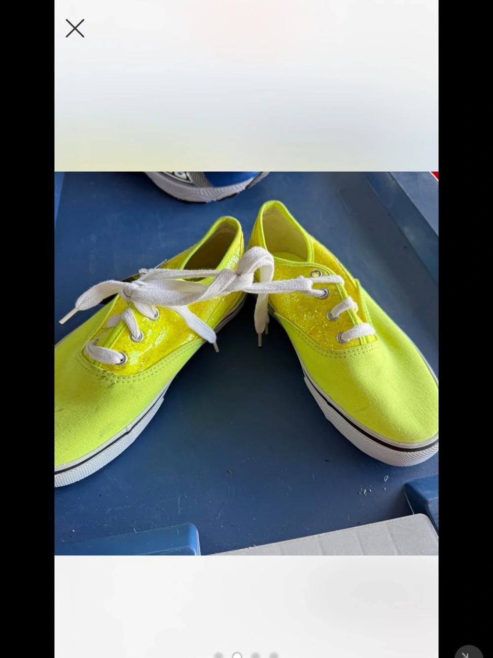 Girls' Neon Yellow Glitter Lace-Up Sneakers